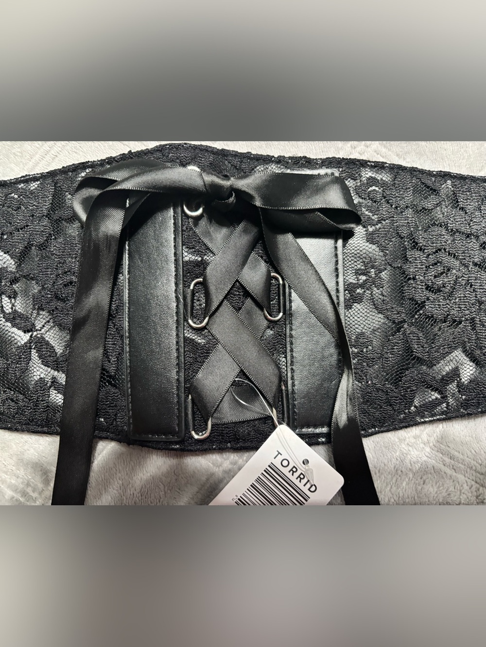 NWT torrid Black Lace Waist Cincher with Satin Ribbon Lacing - Picture 2 of 4